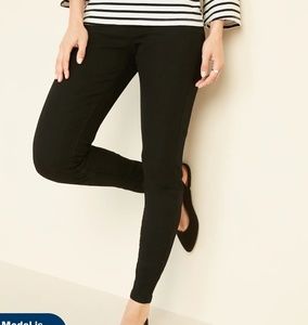 NWT! Old Navy Super Skinny Pull on jeggings
